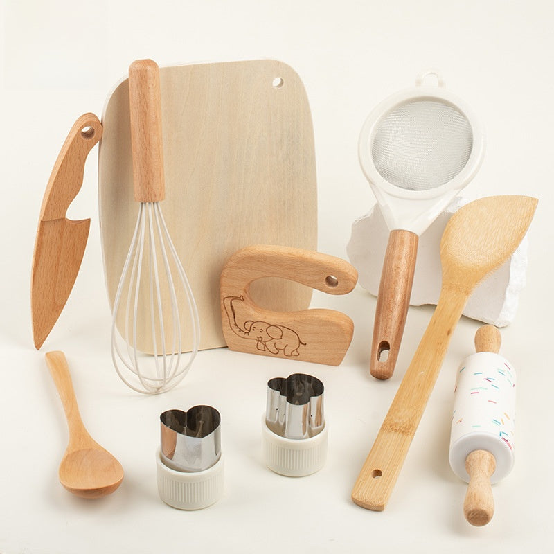 Wooden Play Kitchen Toy Set with Knife and Chopping Board
