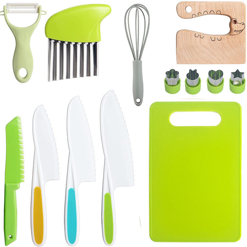 Children Plastic Kitchen Knife Set with Cutting Board