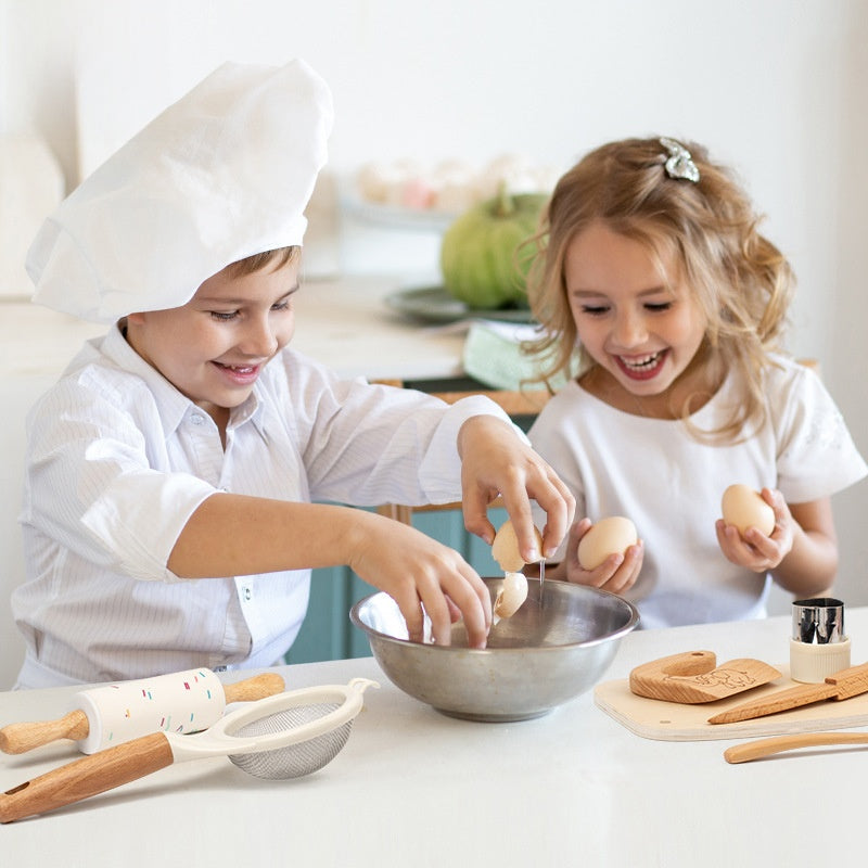 Wooden Play Kitchen Toy Set with Knife and Chopping Board